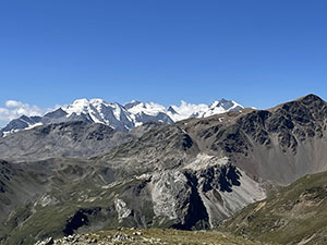 Veduta panoramica verso il Gruppo del Bernina