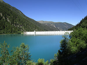 La diga del Lago di Scais