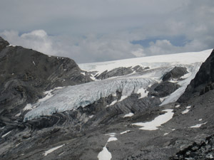 Uno sguardo verso il ghiacciaio del Cristallo