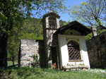 M341 (382328 byte) - The little church at Maggenghi Foppa (1100mt) going up to Prato Maslino (1610mt)