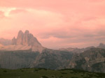 M87 (134470 byte) - Tramonto sulle Tre Cime di Lavaredo
