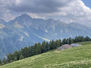 Passo di S. Simone, M. Cavallo e Casera del Dosso