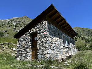 Il Bivacco Alpe Colina