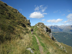 Il sentiero che prosegue oltre il rifugio