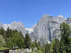 ... e cominciamo a vedere le montagne