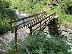 Il ponte sul Torrente Loranco