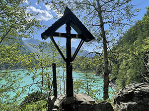 Crocifisso vista lago