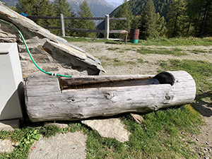 La fontana accanto al rifugio