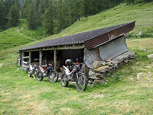 Baitello/tettoia