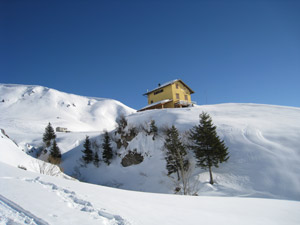 Il rifugio e dintorni