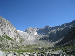 Verso la testata della Valle Adam