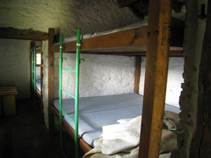 Interno del bivacco - il dormitorio
