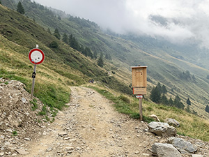 Dopo Pra di Rum la strada � sterrata