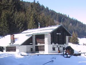 Il Rifugio Brandet in versione invernale