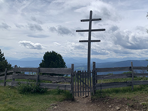 Croce con tra bracci