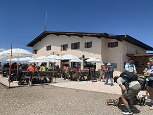 Il Ristorante Bullaccia molto affollato