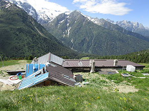 La parte retrostante del rifugio