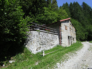 Una vecchia cascina