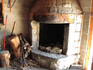 Interno del bivacco - il camino