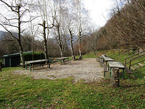 Tavoli davanti alla Baita Cavagiozzo