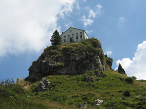 Il rifugio da dietro