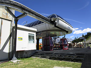 La stazione a monte della cabinovia