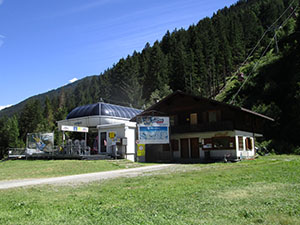 La stazione a valle della cabinovia