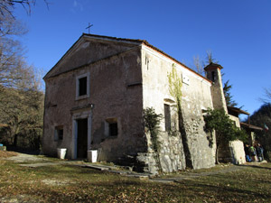La facciata della Chiesa di S. Antonio