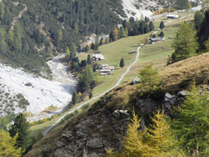 Zoom sulle sottostanti Baite di Campo