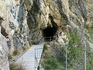 Passerella e imbocco galleria