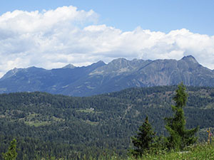 Alcune cime sul versante retico: P. Banderuola, Cime di Schiazzera, M. Masuccio
