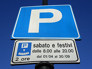 Secondo itinerario - Parcheggio regolamentato a Sorico (m. 210)