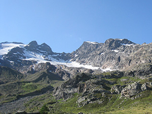 Un nevaio nella parte finale del percorso