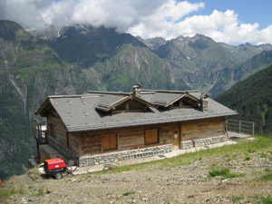 Il retro del rifugio