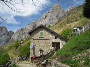 Altra veduta del Rifugio Elisa