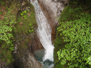 Cascata e marmitta