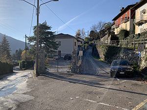 Il bivio subito dopo il "Ponte Oscuro" sul Lambro
