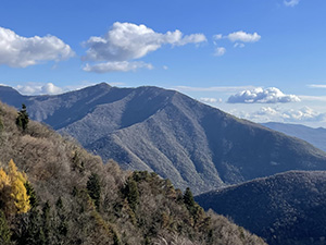 Panorama salendo al M. Barzaghino
