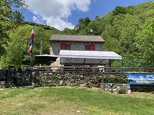 La facciata del rifugio