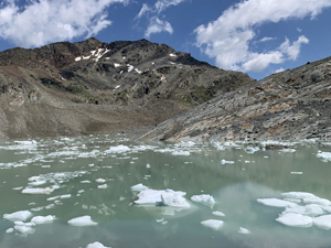 Il lago del Ghiacciaio Fellaria orientale