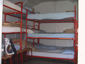Interno del bivacco