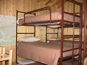 Interno del bivacco - dormitorio