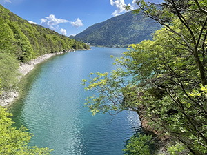 Uno scorcio sul lago