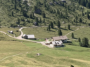 Zoom verso la Malga Gampen