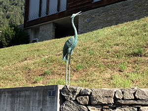 Itinerario da Carena - scultura raffigurante un airone