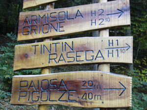 Segnavia allˈinizio del percorso
