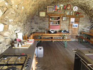 Interno del bivacco