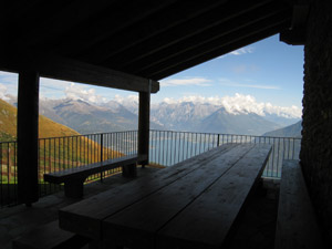 Vista dalla veranda del rifugio