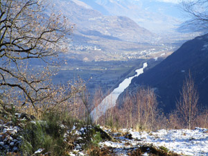 Panorama verso il fondovalle e lˈAdda