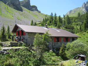 Il retro del rifugio